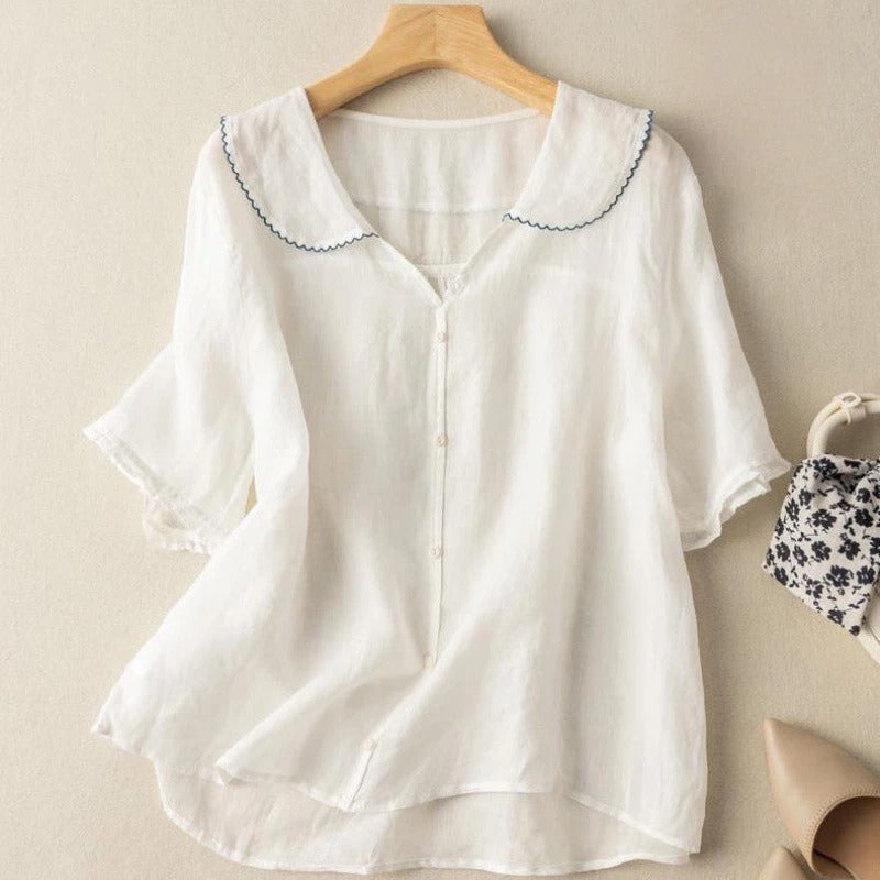 LIVIA AIR BLOUSE – Licht Linnen met Tijdloze Elegantie